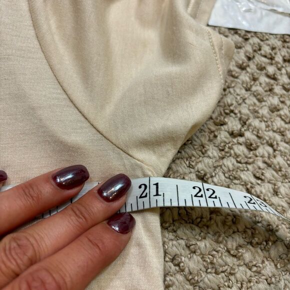 Brand New with Tags Grace + Emma VINEYARD DAY CAGED NECKLINE TEE BEIGE Medium - Picture 11 of 11